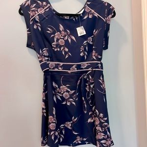 NEW with tags Small Motherhood Maternity short sleeve blouse, purple blue floral
